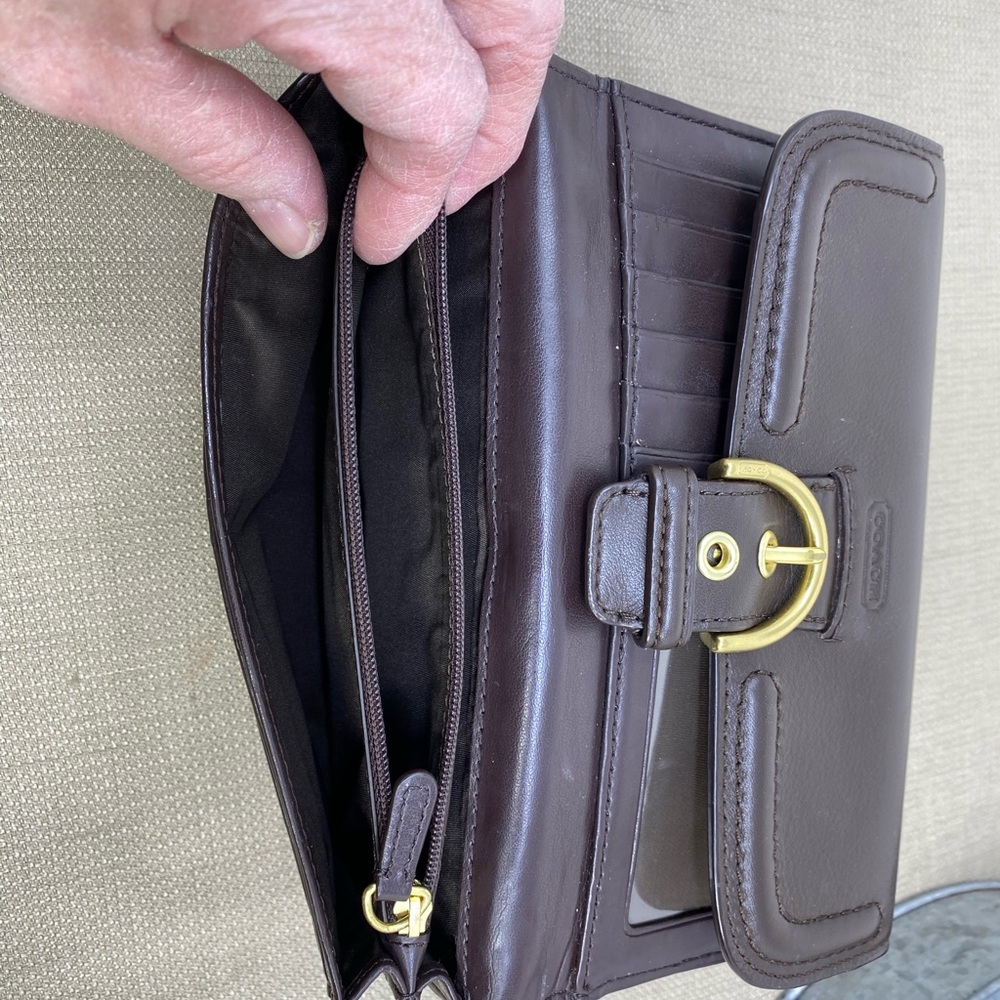 COACH CAMPBELL BROWN LEATHER WALLET - Picture 10 of 11